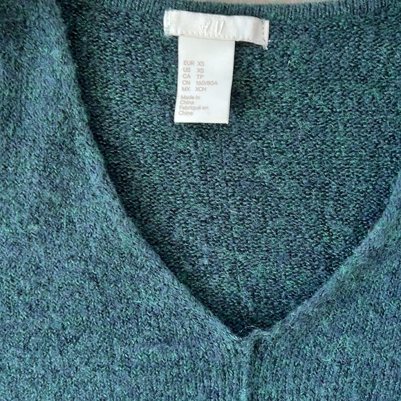 H&M Dark Green V-Neck Knit - Picture 3 of 4